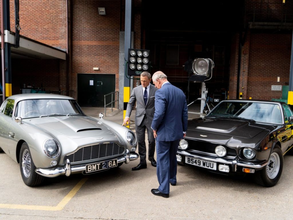 Aston 007