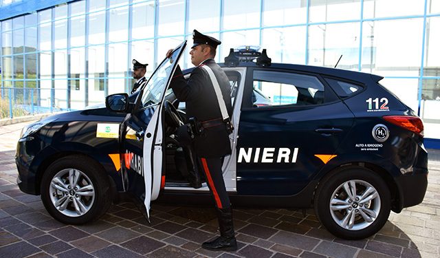 Ix35 per i carabinieri a idrogeno!2 min read