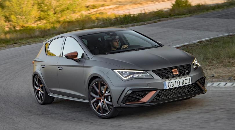 Seat Leon si fa Racing!!