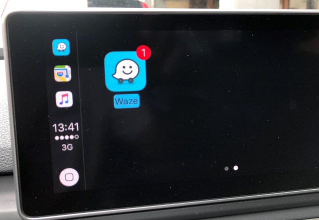 Arriva l’integrazione di Waze per CarPlay con Apple1 min read