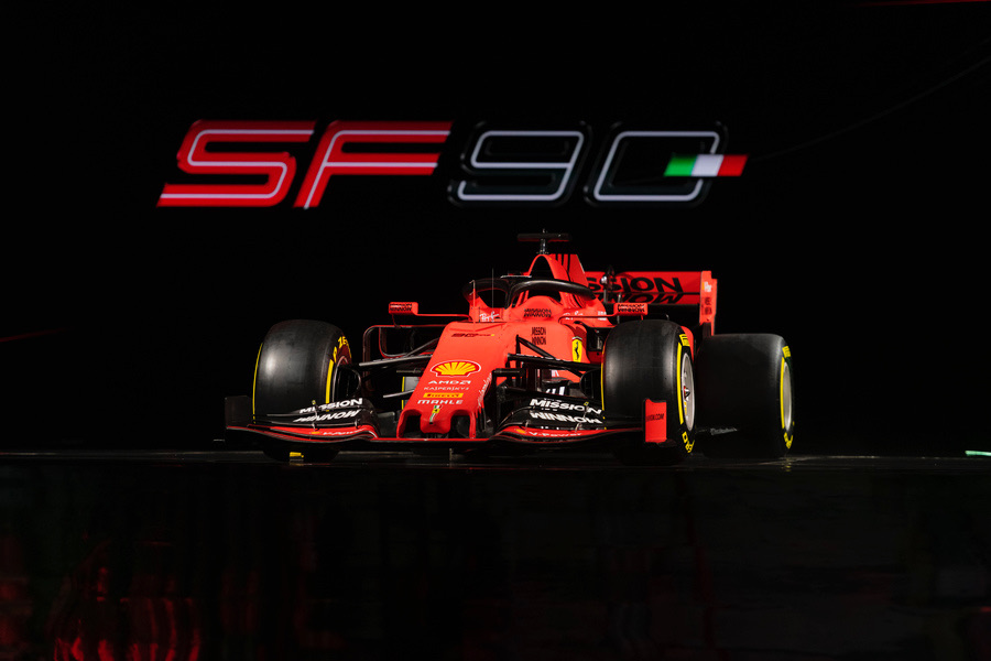Meno colore meno peso… arriva la Ferrari SF90