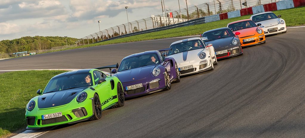 La Porsche 911 GT3 da 20anni divora le piste