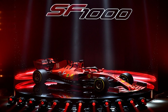 La Nuova Ferrari SF1000 presentata a Teatro