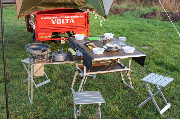 Elektro Frosch Camper dehor