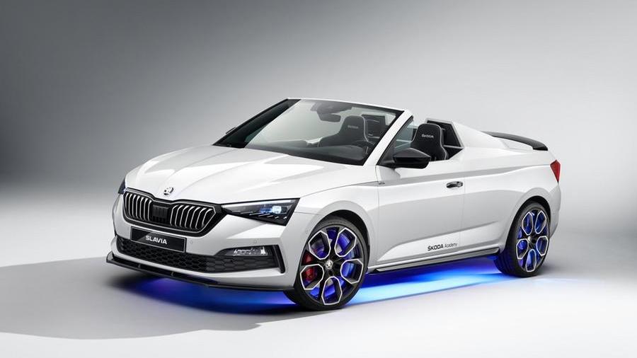 skoda slavia frontale