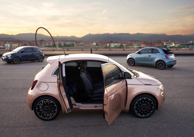 Tre + 1 fa Fiat 500!